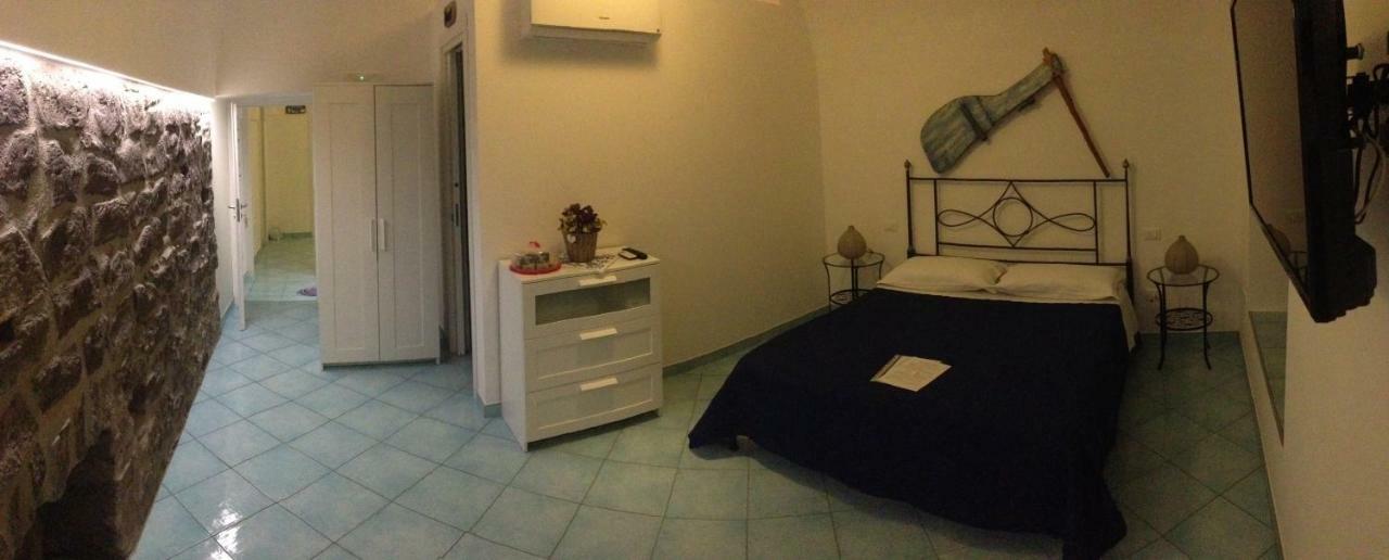 B&B La Grotta Marina Vico Equense Eksteriør billede
